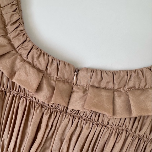 [SOLD] Parasuco Pure Silk Smocked Shimmery Ruffle Peplum Tank Top size 6 - Picture 9 of 10